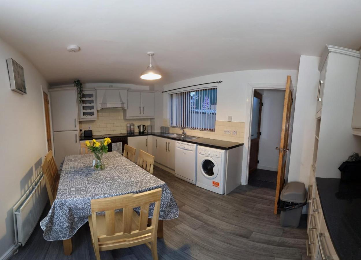 The Townhouse, Derry City Centre. Ngoại thất bức ảnh