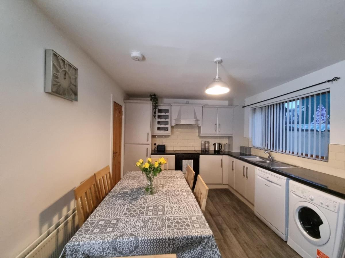 The Townhouse, Derry City Centre. Ngoại thất bức ảnh